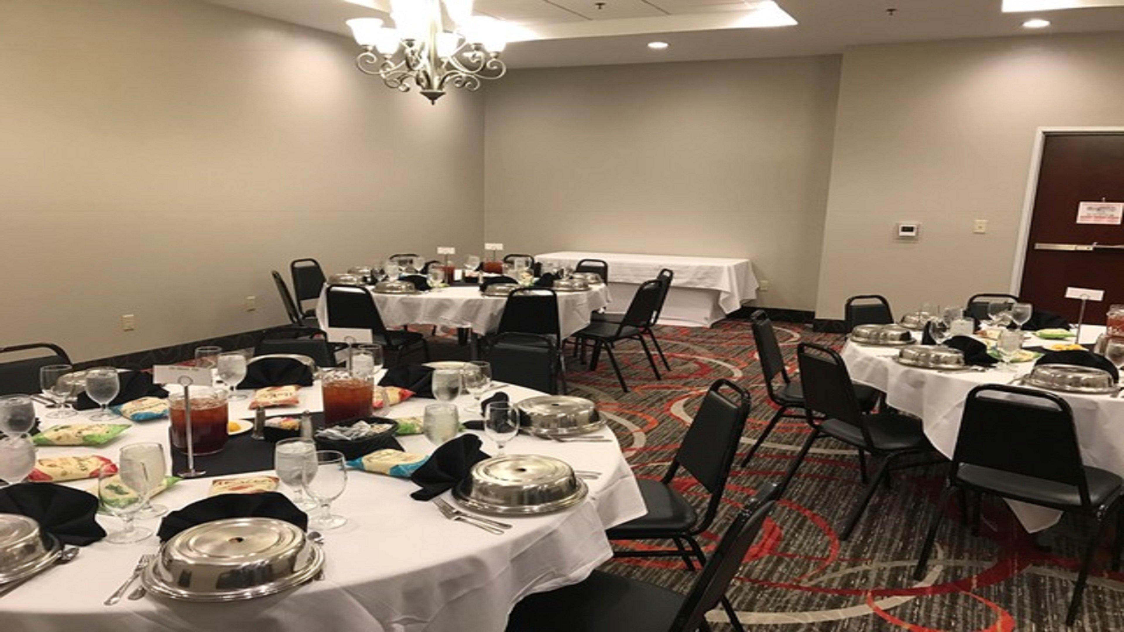 Holiday Inn Lafayette North By Ihg Exterior foto